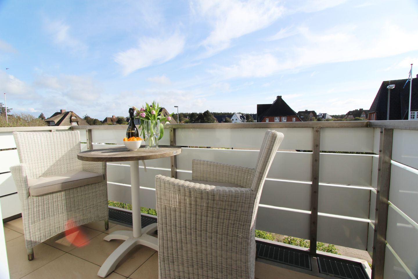 „Sunny Side“ - Seestraße 2B, App. 24 Wenningstedt - Balkon