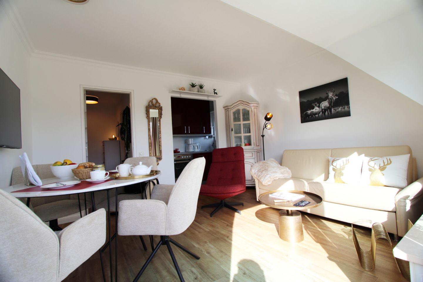 „Sunny Side“ - Seestraße 2B, App. 24 Wenningstedt - Wohnzimmer