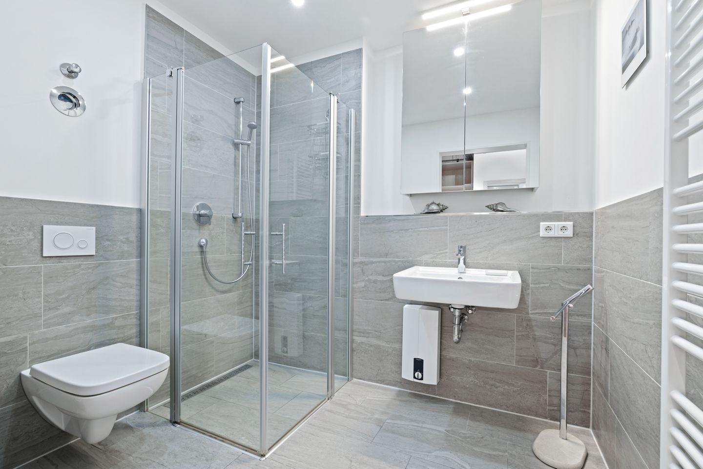 Ohlerich Speicher Ohlerich Speicher 1-06 Wismar - Badezimmer mit Dusche