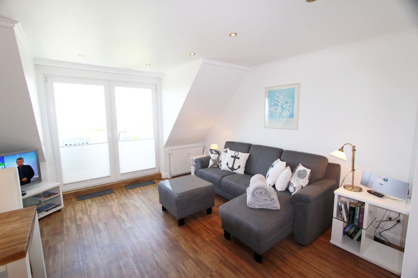 Trutz blanker Hans  - Dünenstr. 19, App. 8 Wenningstedt - Wohnzimmer