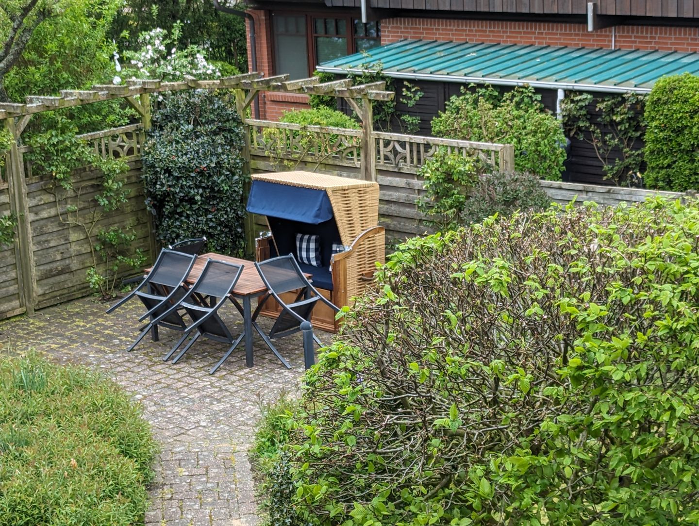 Austernfischer Wyk auf Föhr - Gartenblick