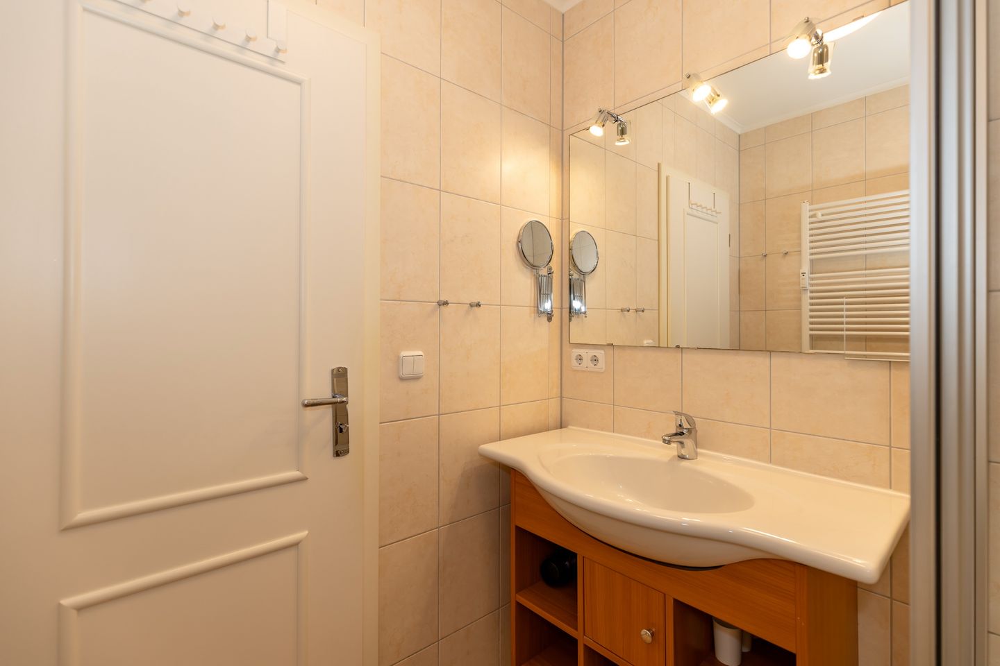 Apartment-Residenz Ostseestrand Apartment-Residenz Ostseestrand 26 Kühlungsborn - Badezimmer mit Dusche