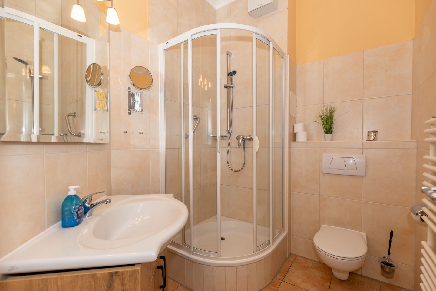Apartmenthaus Atlantik Apartmenthaus Atlantik 006 Kühlungsborn - Badezimmer mit Dusche