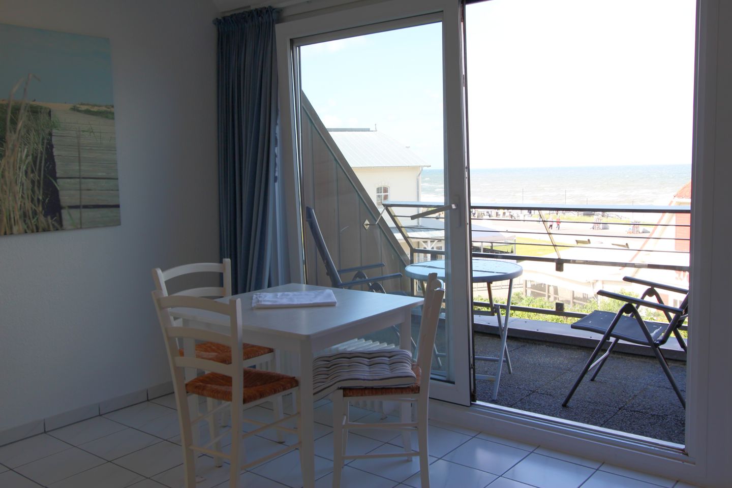 Schloss am Meer - Dünenstr. 25, App. 16 Wenningstedt - Wohnzimmer