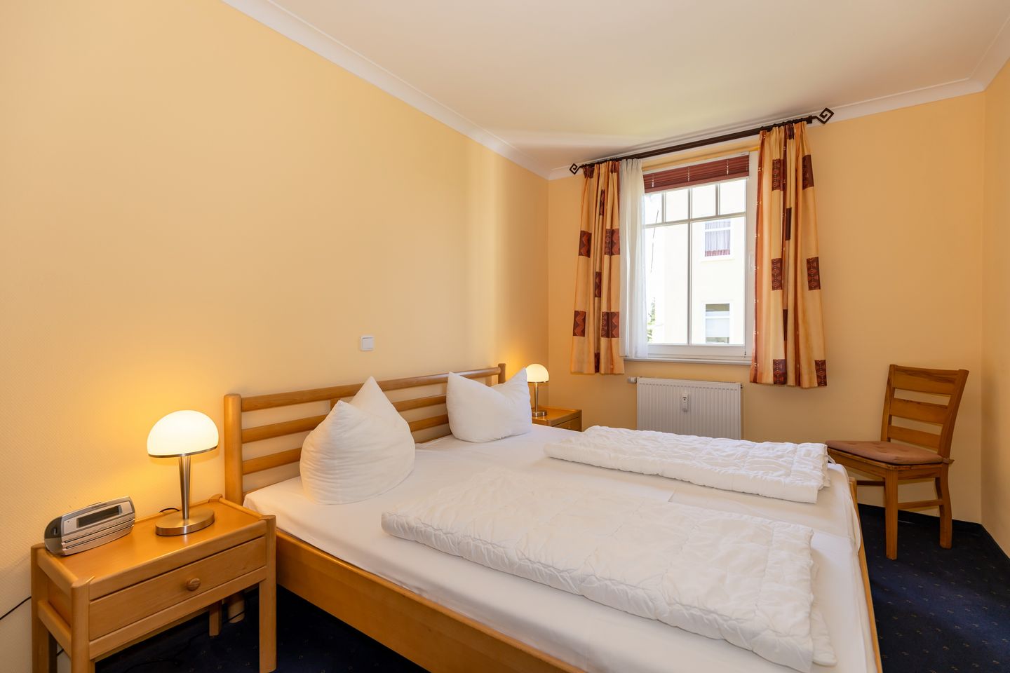 Apartment-Residenz Ostseestrand Apartment-Residenz Ostseestrand 17 Kühlungsborn - Schlafzimmer mit Doppelbett