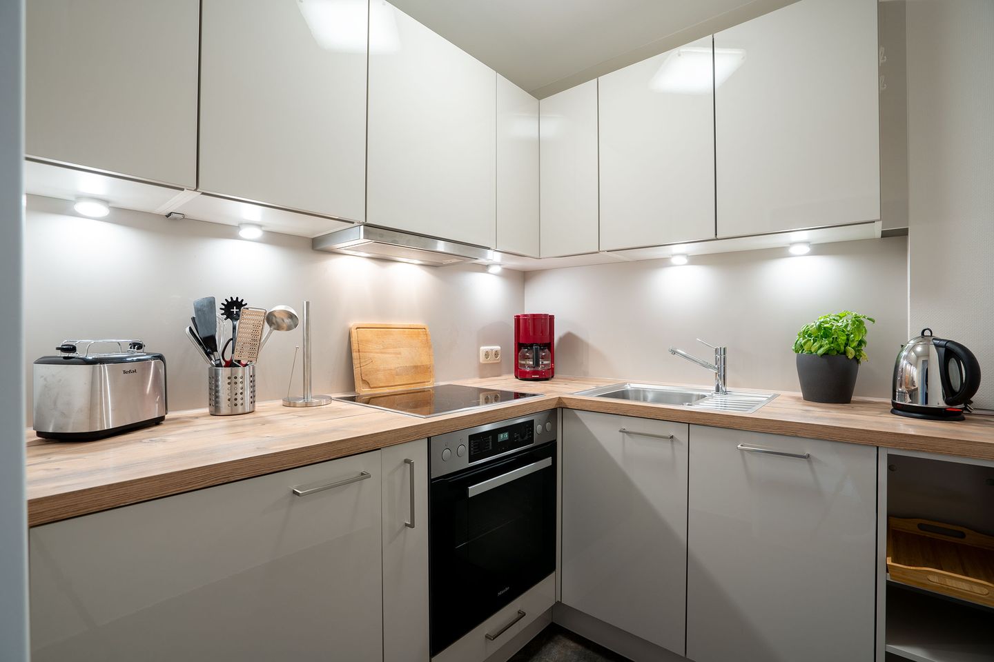 Abs/012 - Bergstraße Scharbeutz - Küche / Küchenzeile