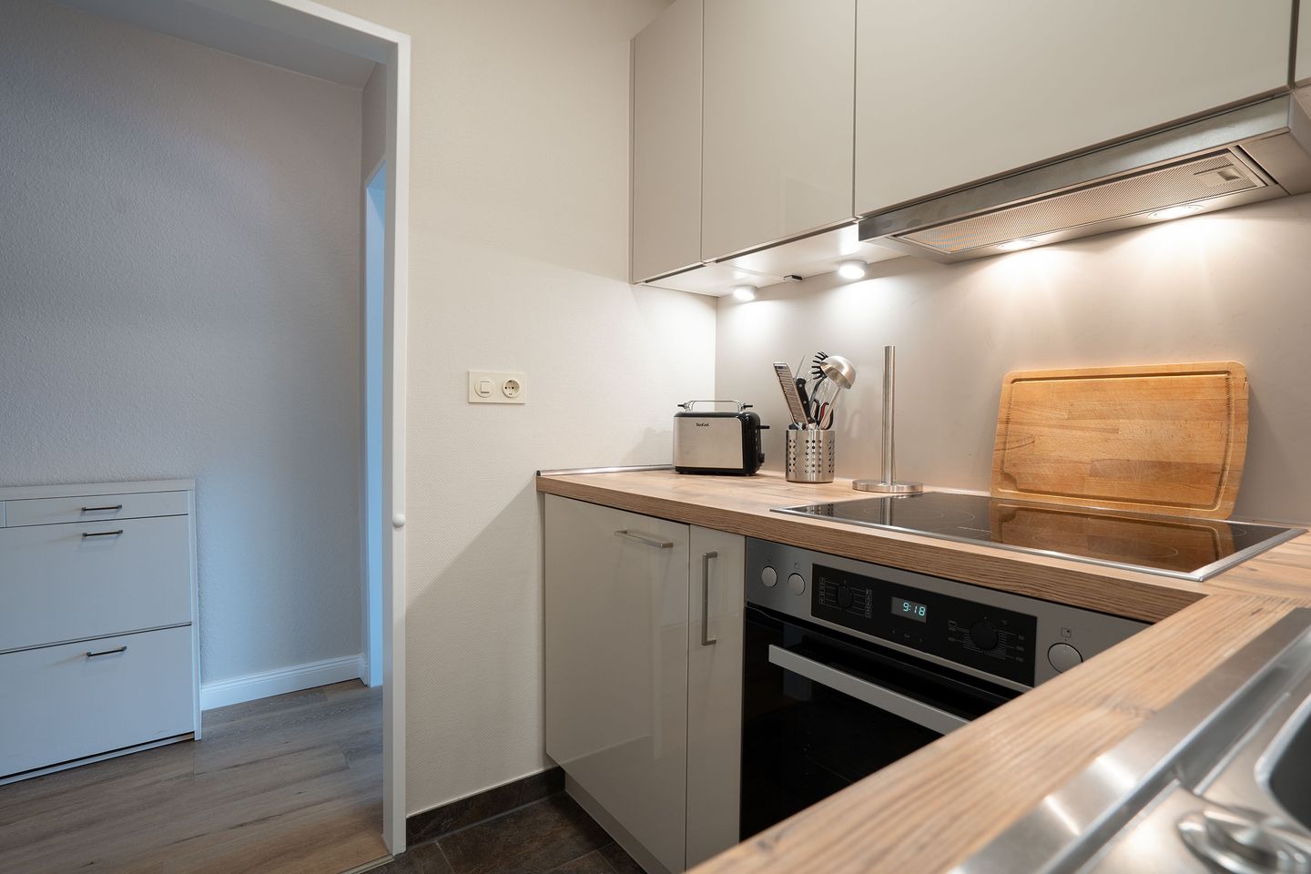 Abs/012 - Bergstraße Scharbeutz - Küche / Küchenzeile