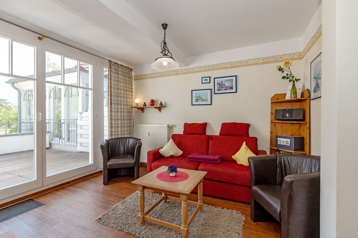 Meeresblick Meeresblick 206 Kühlungsborn - Wohn-Essbereich mit Couch