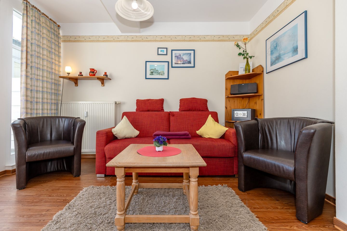 Meeresblick Meeresblick 206 Kühlungsborn - Wohn-Essbereich mit Couch