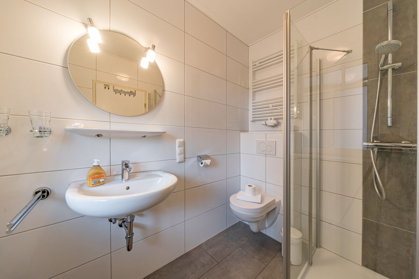 Haus Boje Haus Boje 3 Schillig - Badezimmer mit Dusche