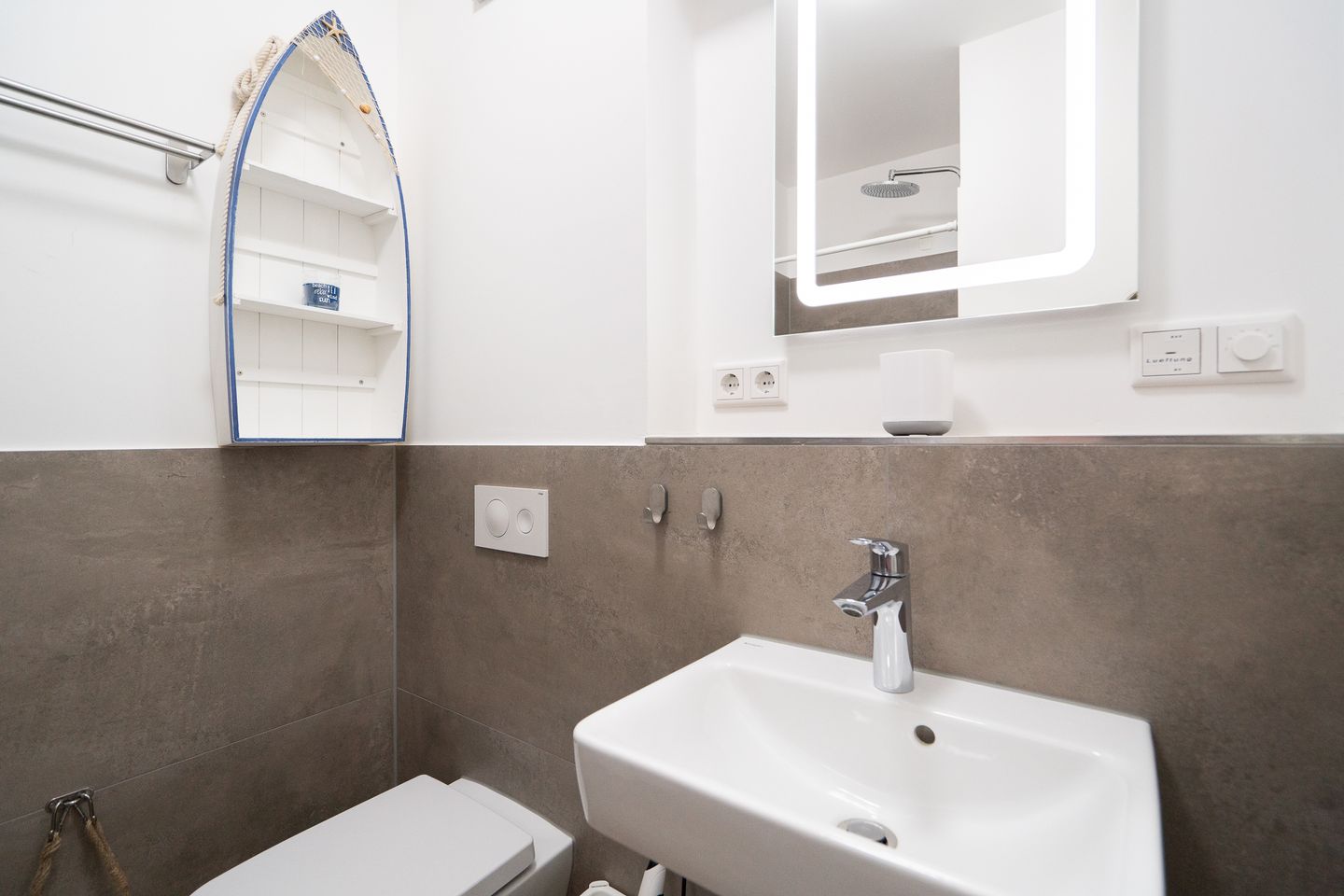 Am Holm Steife Brise Nr. 2 Neustadt in Holstein - Badezimmer