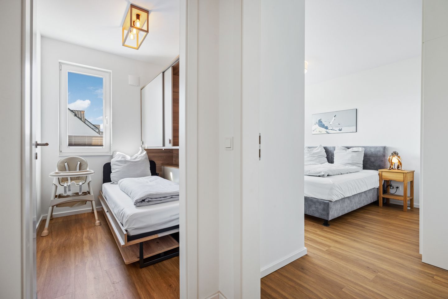 Weiße Villen Weiße Villen 1-09 Boltenhagen - Flur mit Blick zum Schlafzimmer