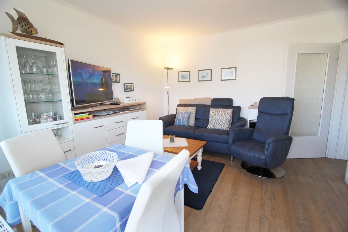 Neptun - Dünenstr. 2, App.5 Wenningstedt - Wohnzimmer