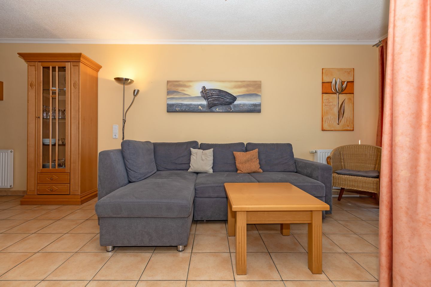 Apartmenthaus Atlantik Apartmenthaus Atlantik 318 Kühlungsborn - Wohn-Essbereich mit Couch