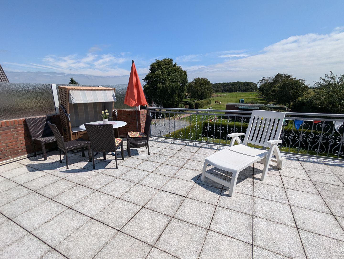 Haus Dorfschmiede Whg. Ankerplatz Alkersum - Gartenblick