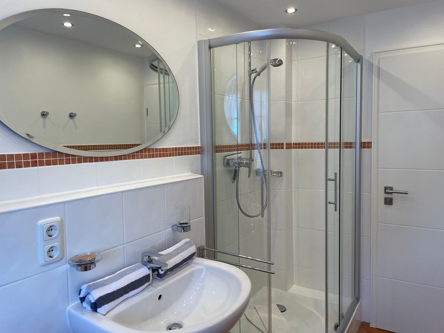 Haus an den Wiesen Austernperle Tinnum - Badezimmer