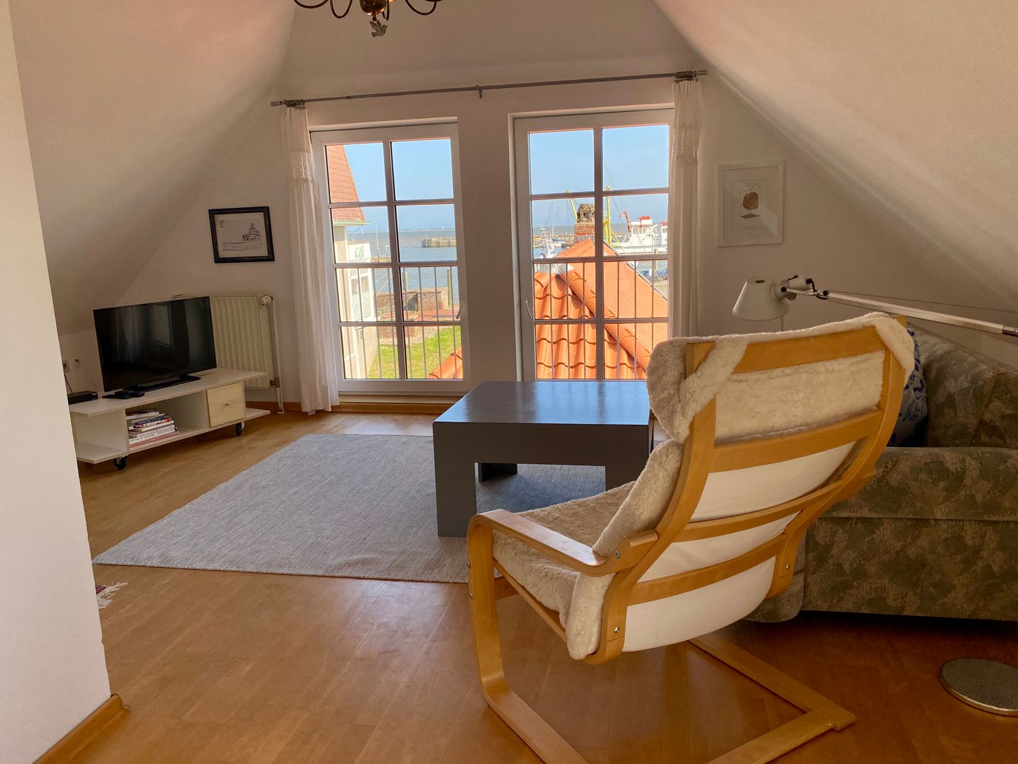  Fischerhaus am Hafen DG Neuharlingersiel - 