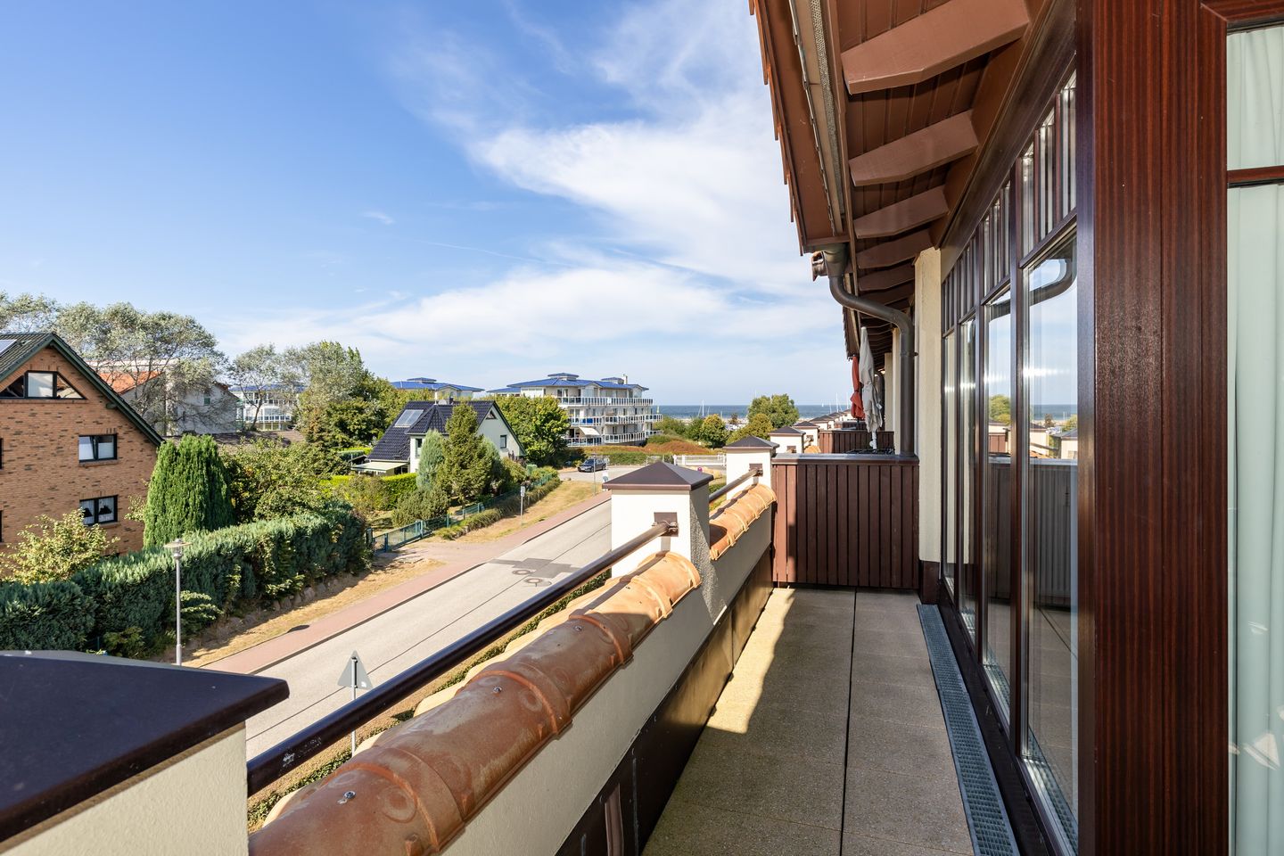 Urlaubsräume am Meer Urlaubsräume am Meer 4-9 Kühlungsborn - Überdachter Balkon mit Sitzgelegenheit