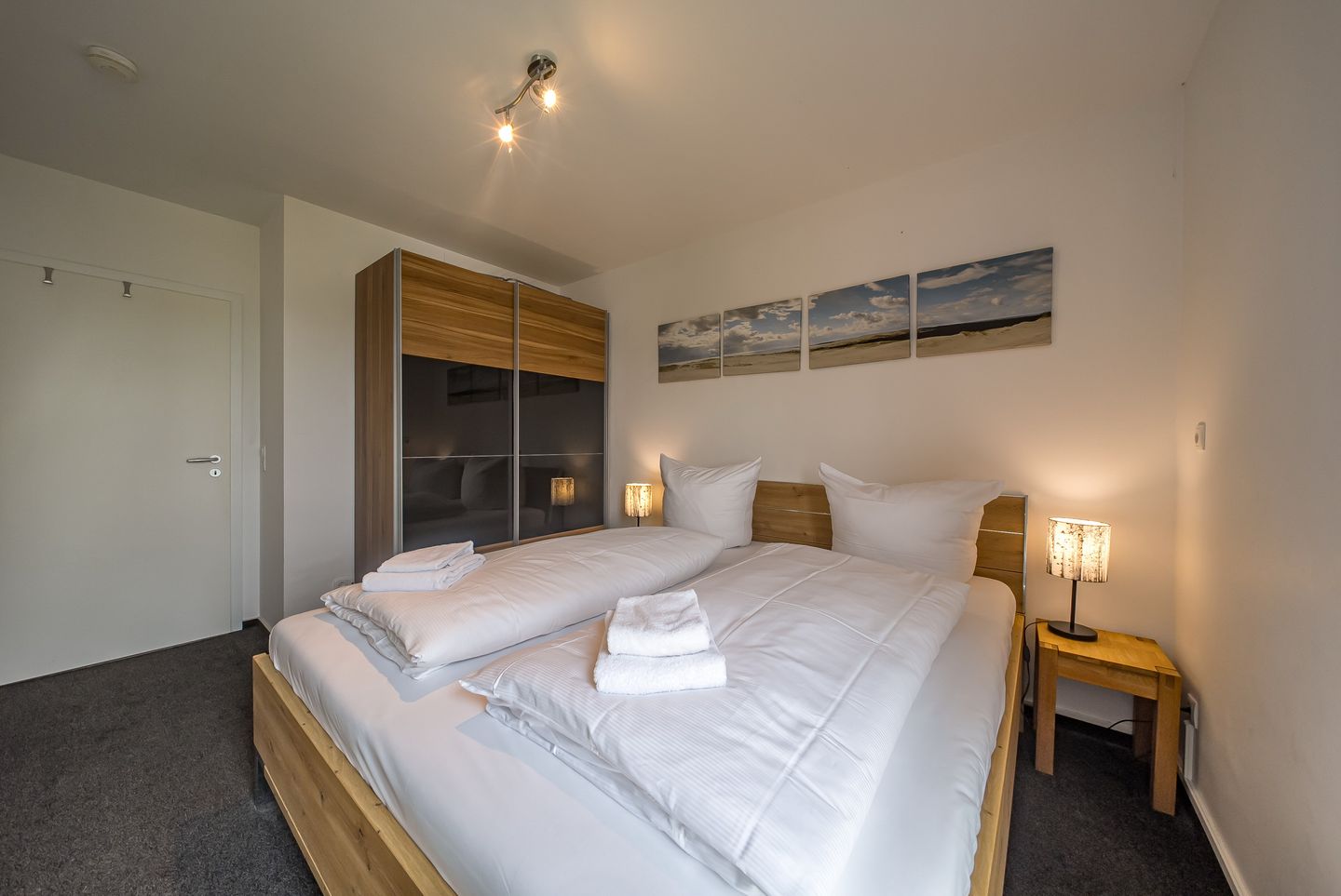 NordseeResort Friesland NordseeResort Friesland 51-2-N Schillig - Schlafzimmer mit Doppelbett