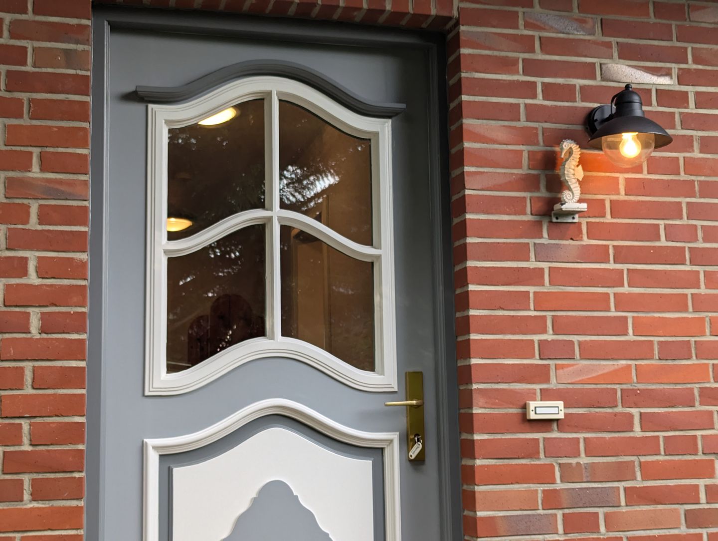 Haus Friesenglück Whg. Seepferdchen Alkersum - Fassade / Eingang