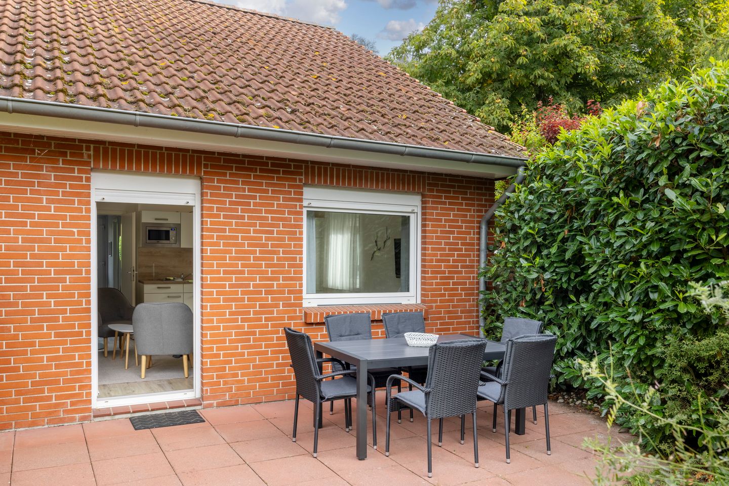 Urlauberdorf Urlauberdorf 42a Boltenhagen - Terrasse mit Gartenmöbeln