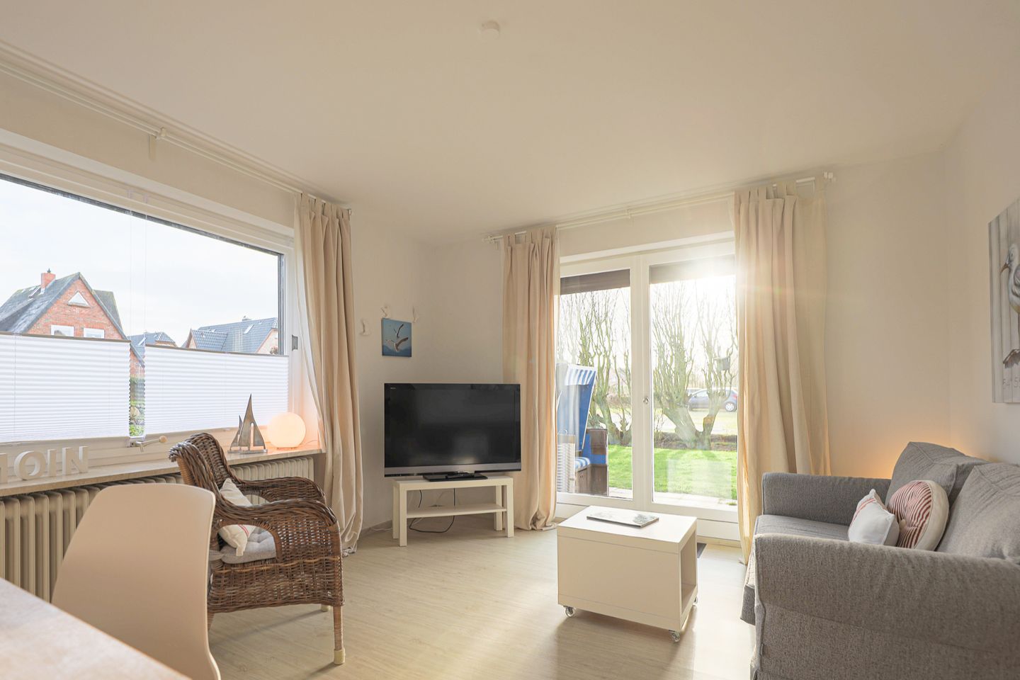 Sonnenschein - Westerlandstr. 16, App. 2 Wenningstedt - Wohnzimmer