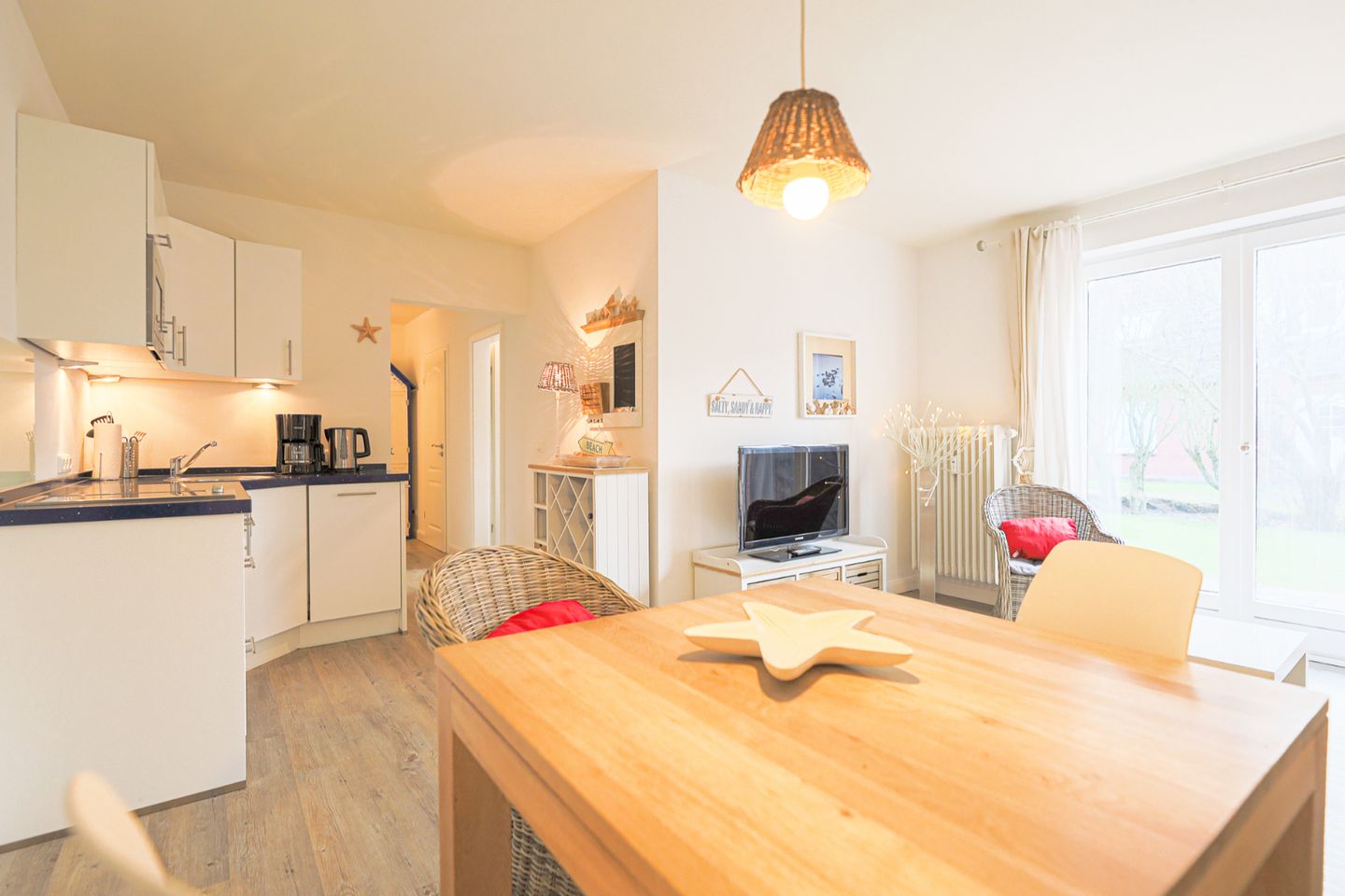 Seesternchen - Westerlandstr. 16, App. 3 Wenningstedt - Wohnzimmer