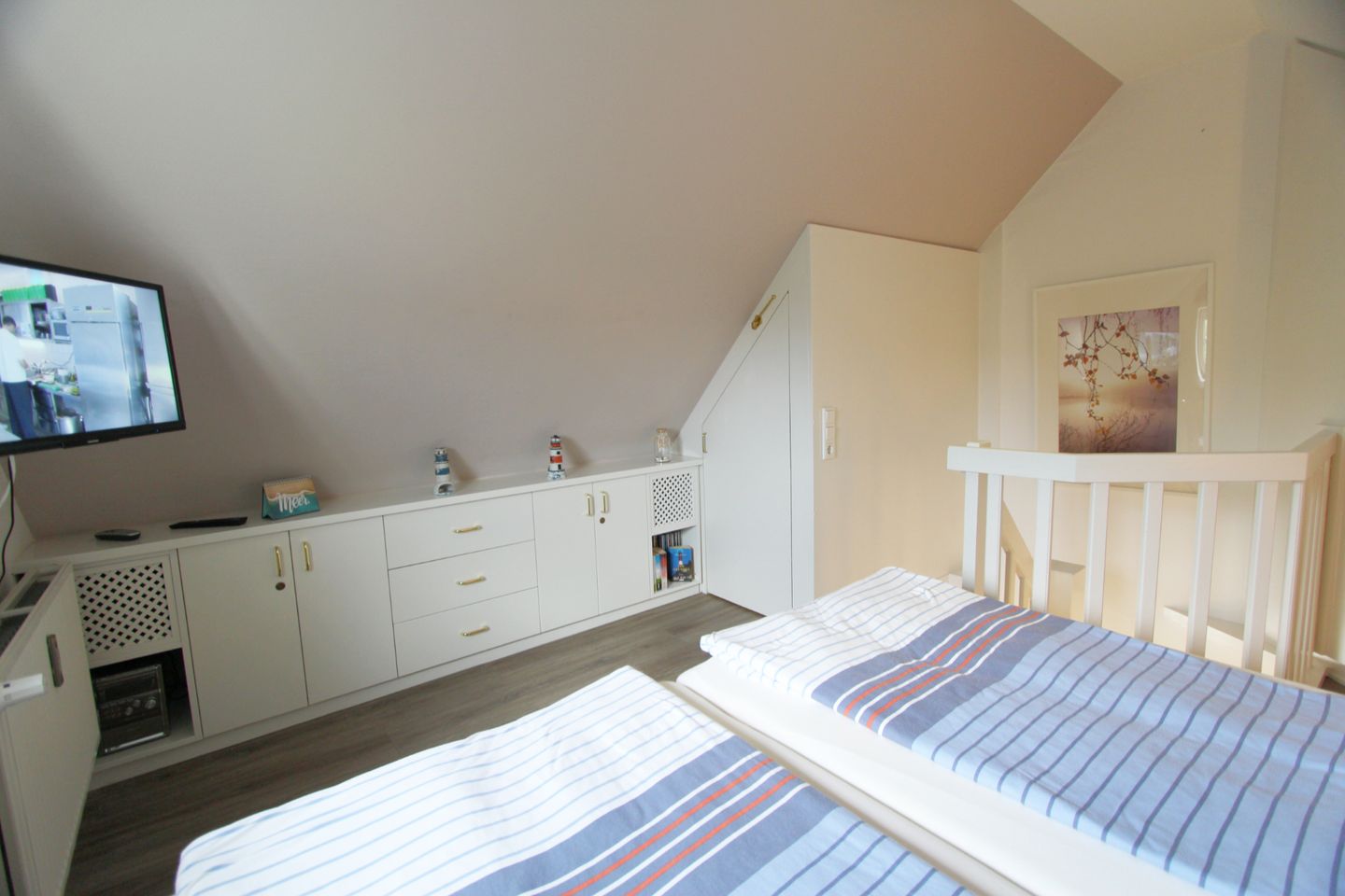 Beachdarling - Im Grund 25, App. 4 Wenningstedt - Schlafzimmer