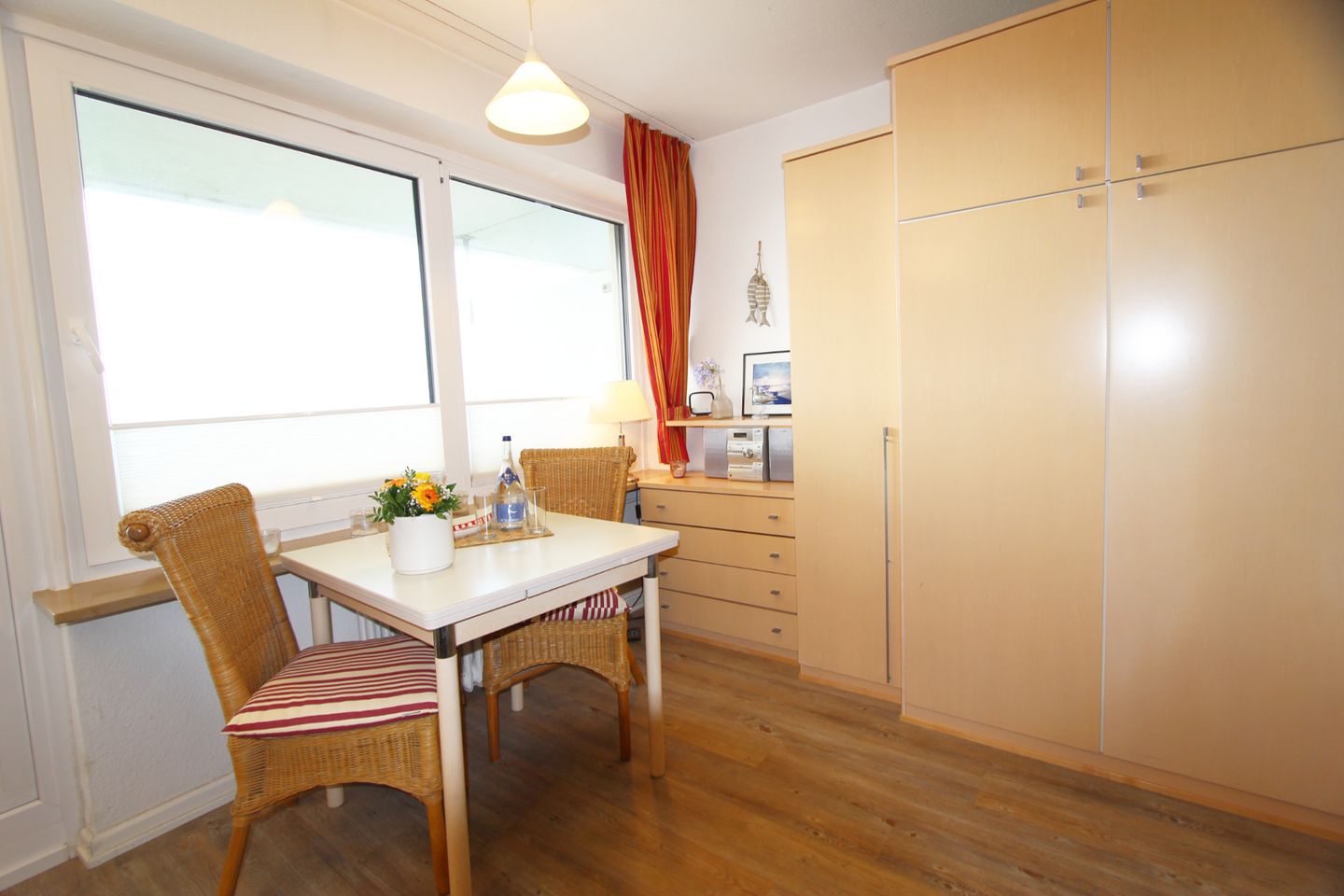 Dünenhof zum Kronprinzen- Seestr. 18, App. 56 Wenningstedt - Wohnzimmer