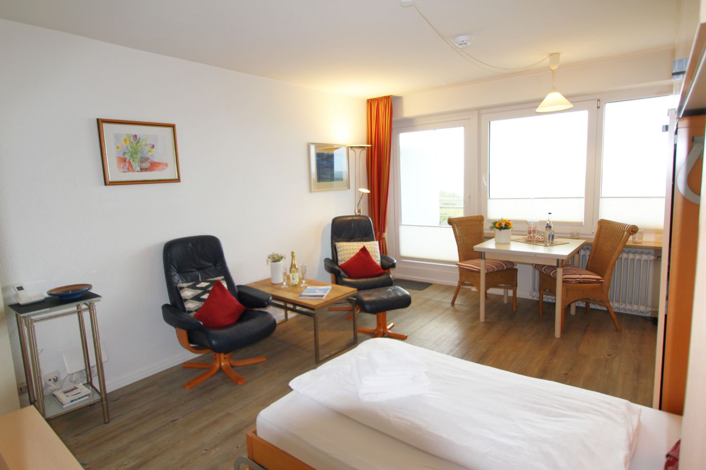 Dünenhof zum Kronprinzen- Seestr. 18, App. 56 Wenningstedt - Wohnzimmer