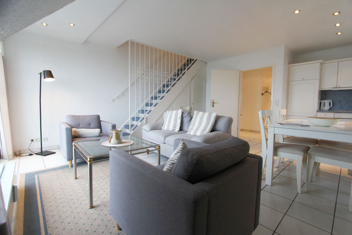 Nordseeblick II  - Dünenstr. 21, App. 6 Wenningstedt - Wohnzimmer