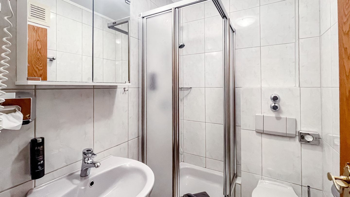 Smart Resorts B&B 1 BB1 117 Winterberg - Züschen - Badezimmer