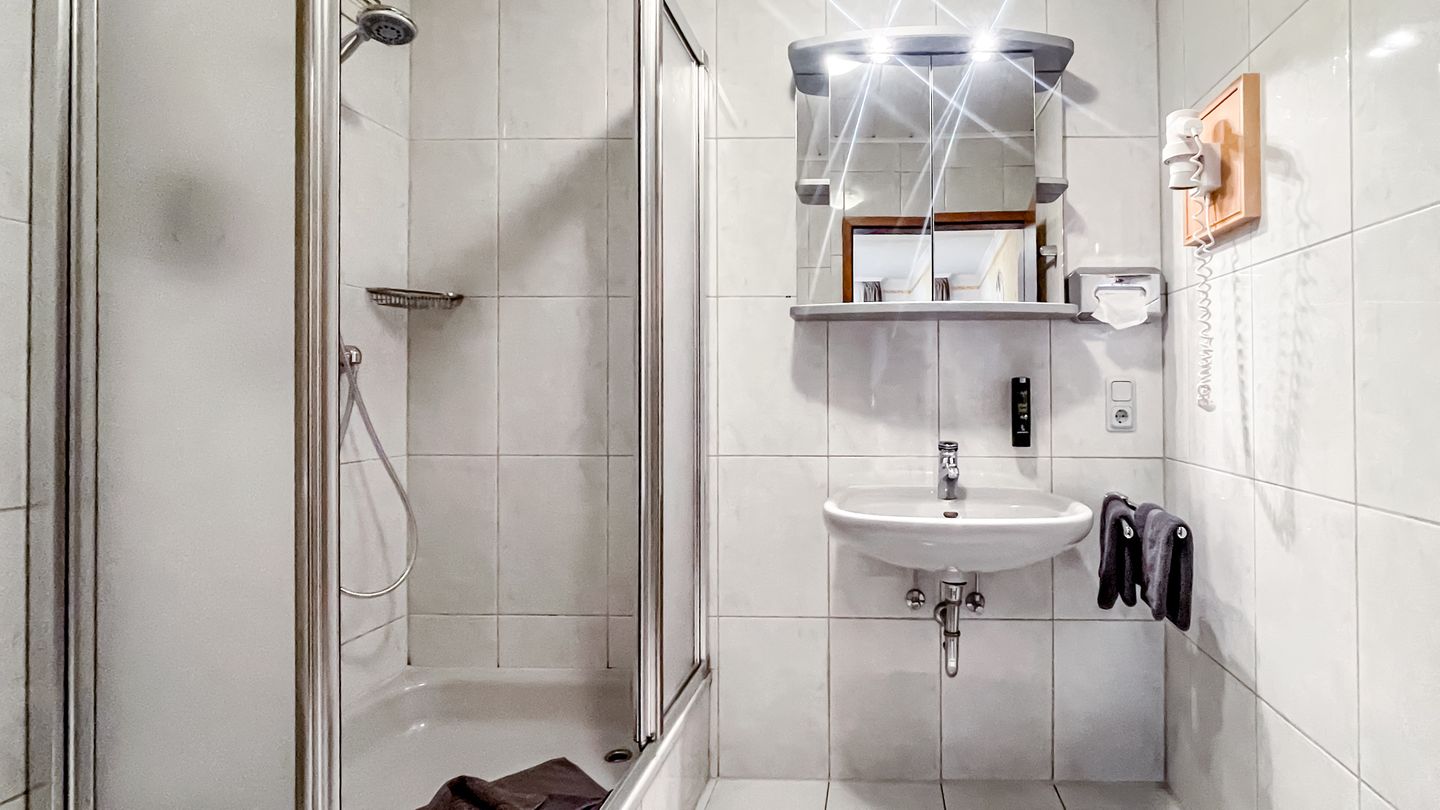 Smart Resorts B&B 1 BB1 118 Winterberg - Züschen - Badezimmer