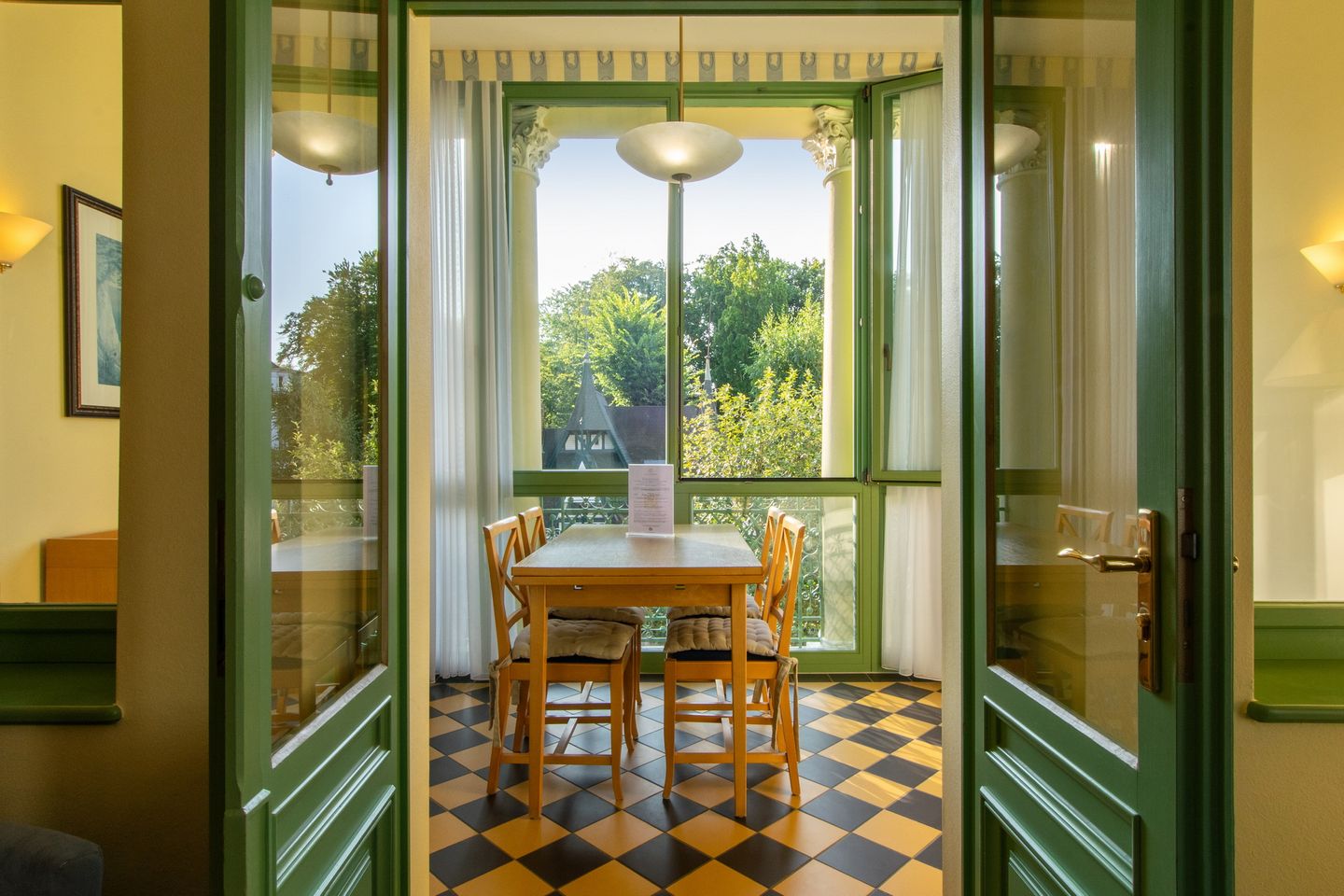 Villa am Ostseestrand Villa am Ostseestrand 208 Usedom - Veranda mit Sitzgelegenheit