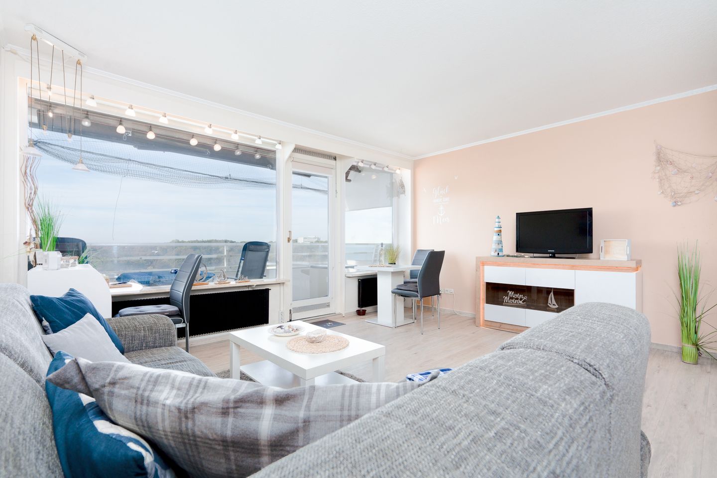 Ferienpark Sierksdorf App.354 - Strandlage Sierksdorf - Wohnzimmer