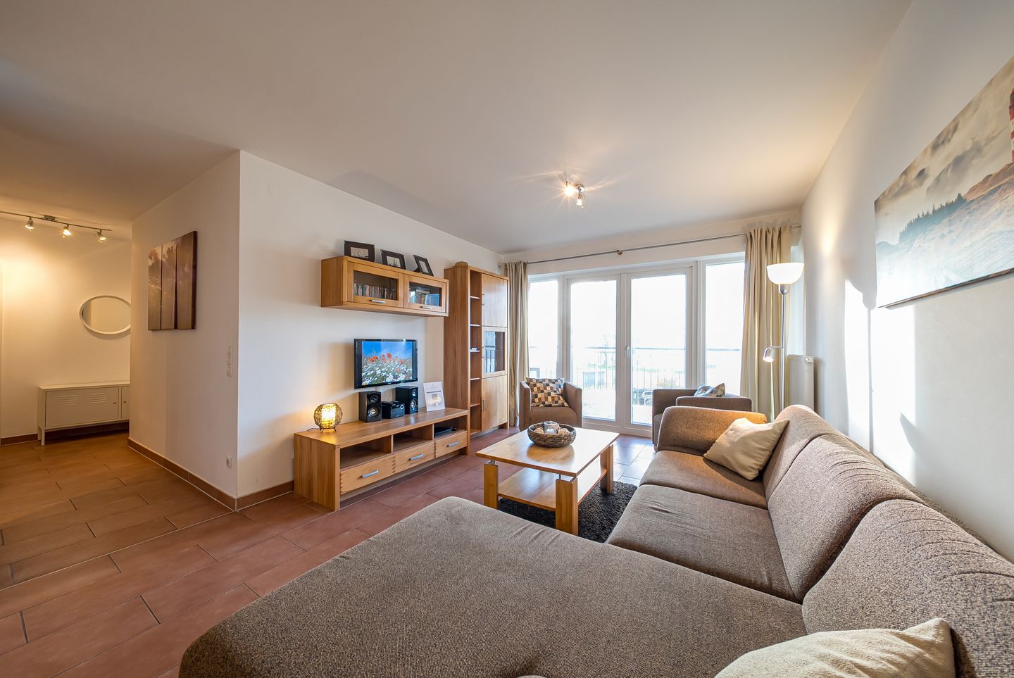 NordseeResort Friesland NordseeResort Friesland 51-1-M Schillig - Wohn-Essbereich mit Couch