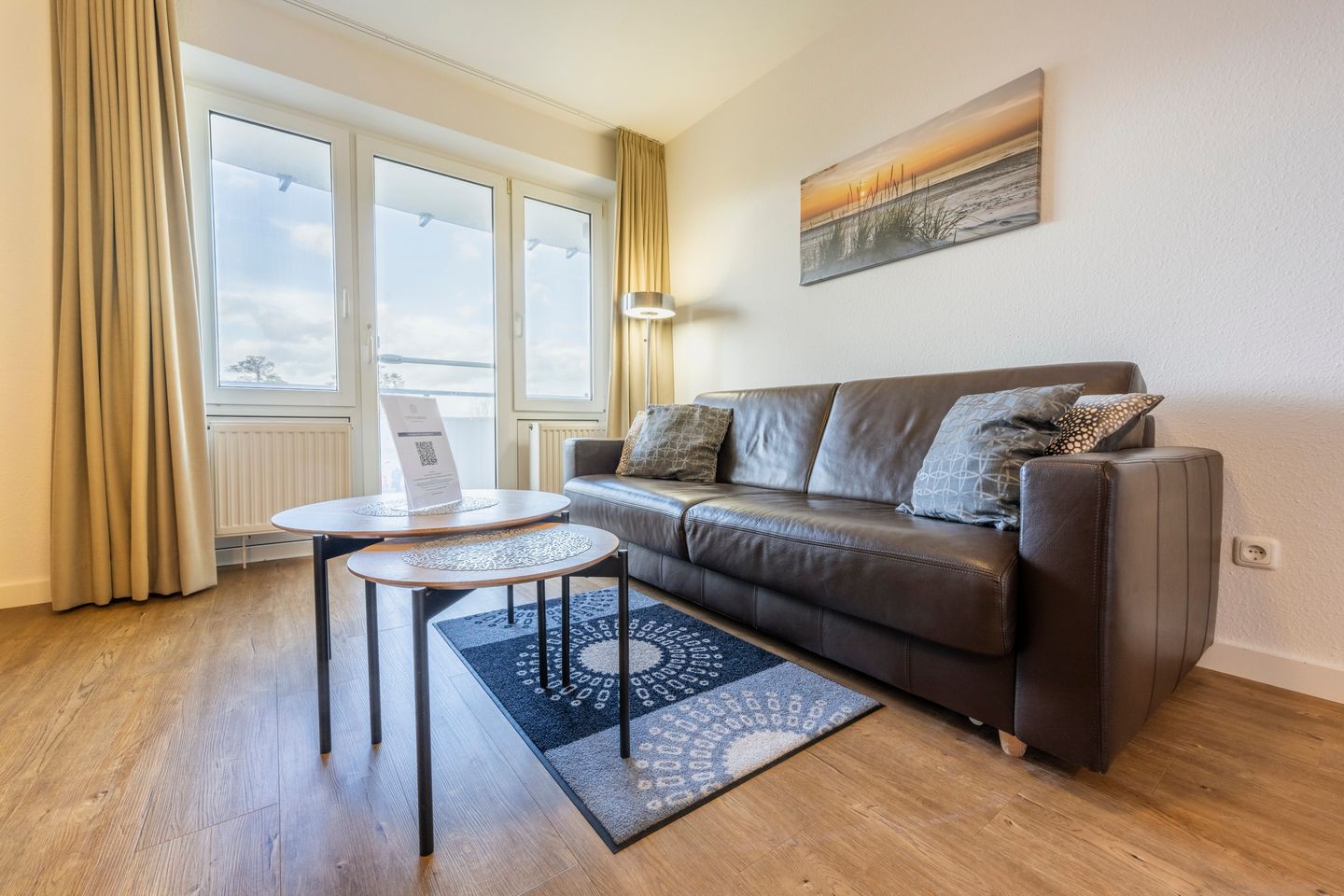 Hus Inselkieker Hus Inselkieker 107 Schillig - Wohn-Essbereich mit Couch