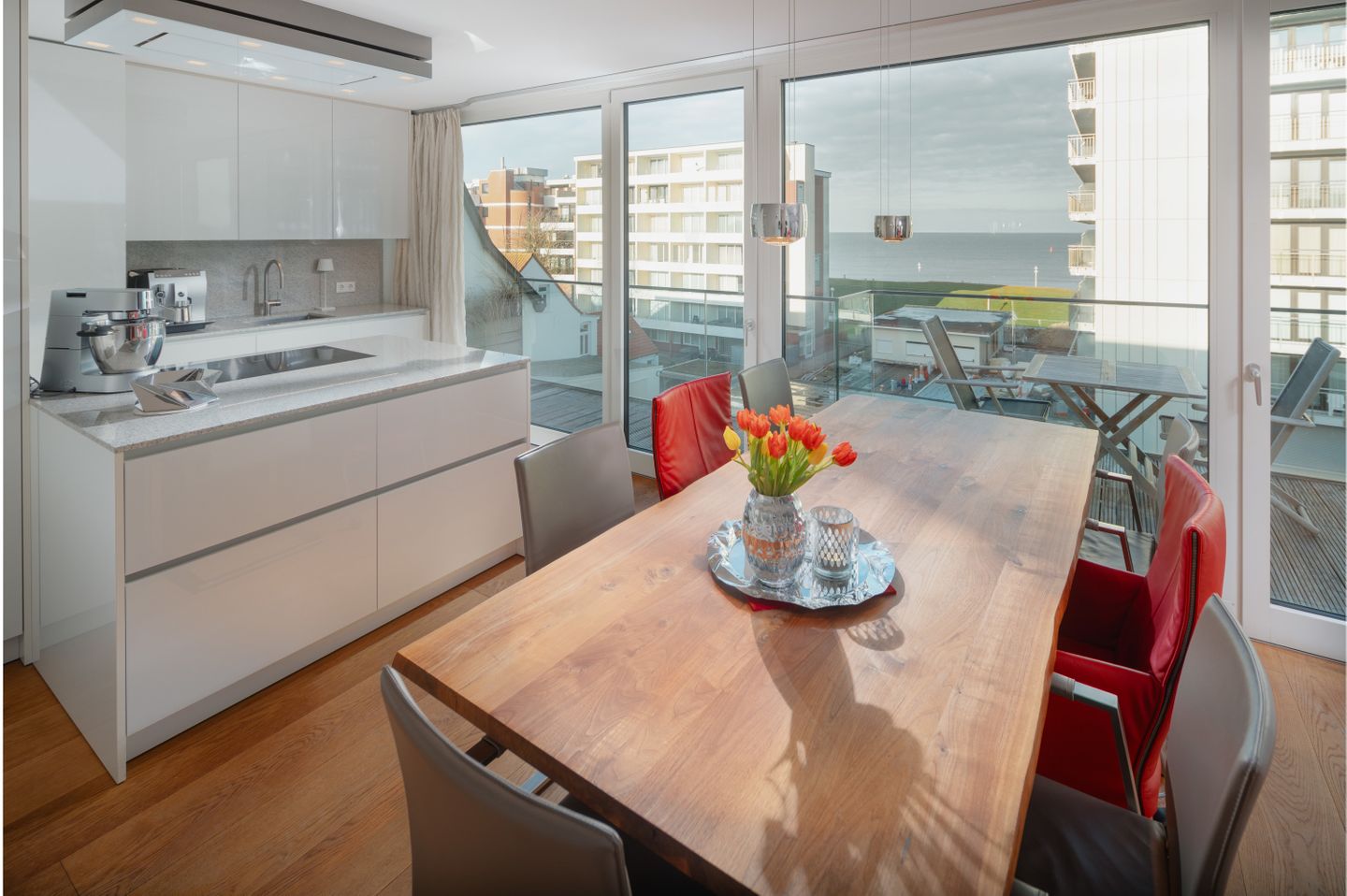  Meerblick-Penthouse "Sonnenseite" in der Villa van Halem Norderney - die insellotsen Norderney / Sonnenseite - Küche