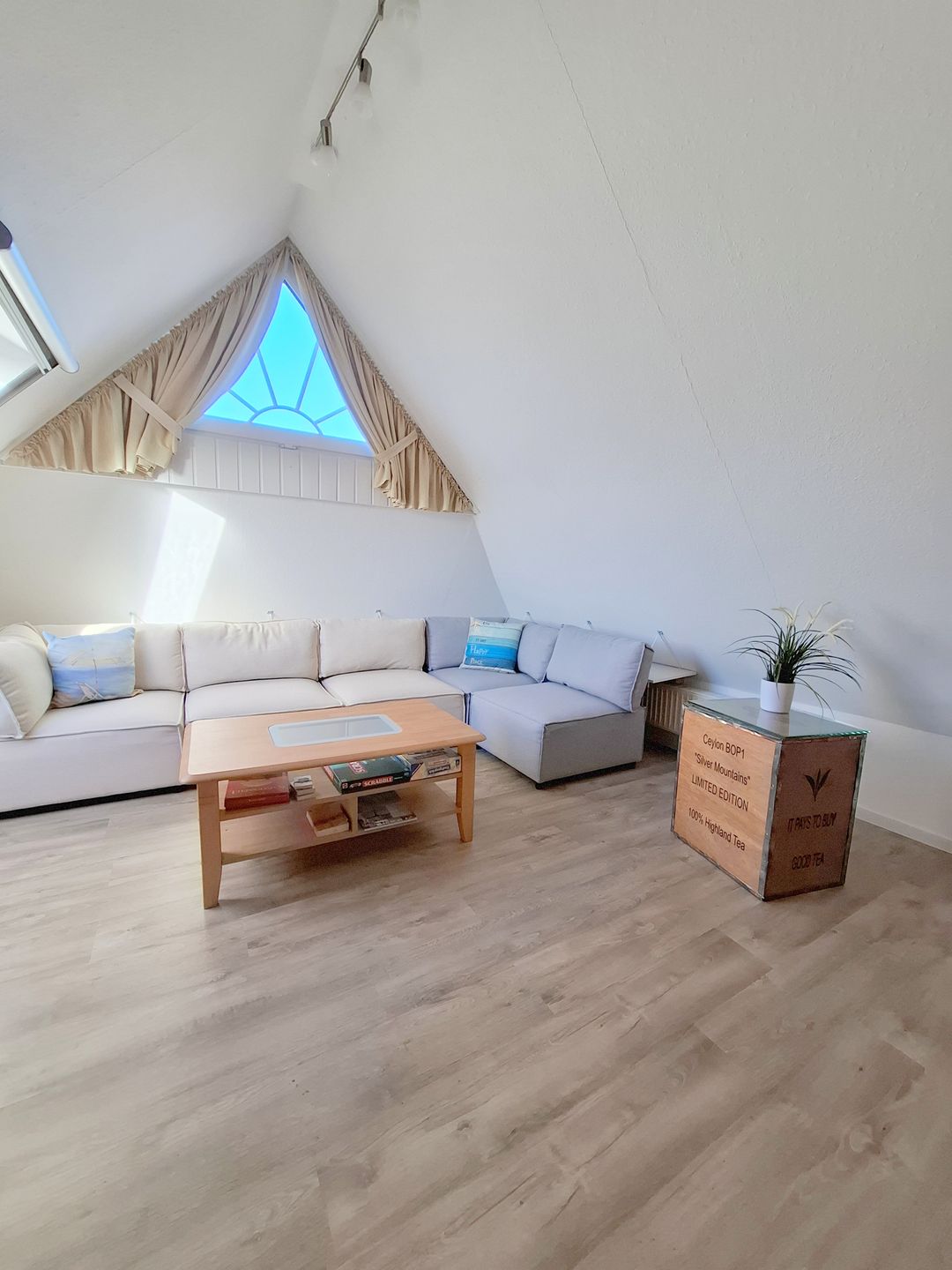 Haus am Brunnen Mühlenblick 1 Wohnung Sonnenschein Werdum - 