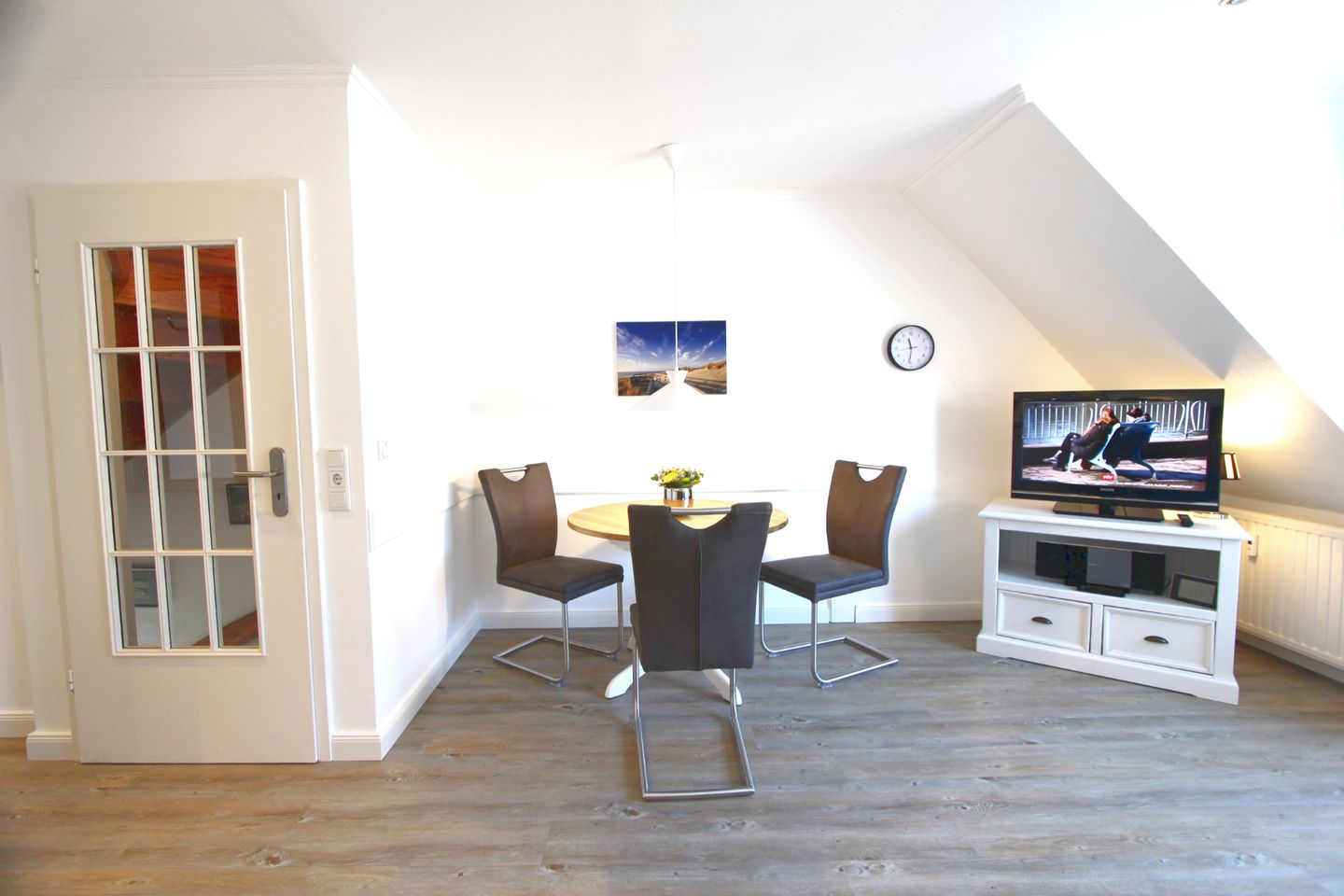 Trutz blanker Hans  - Dünenstr. 19, App. 12 Wenningstedt - Wohnzimmer