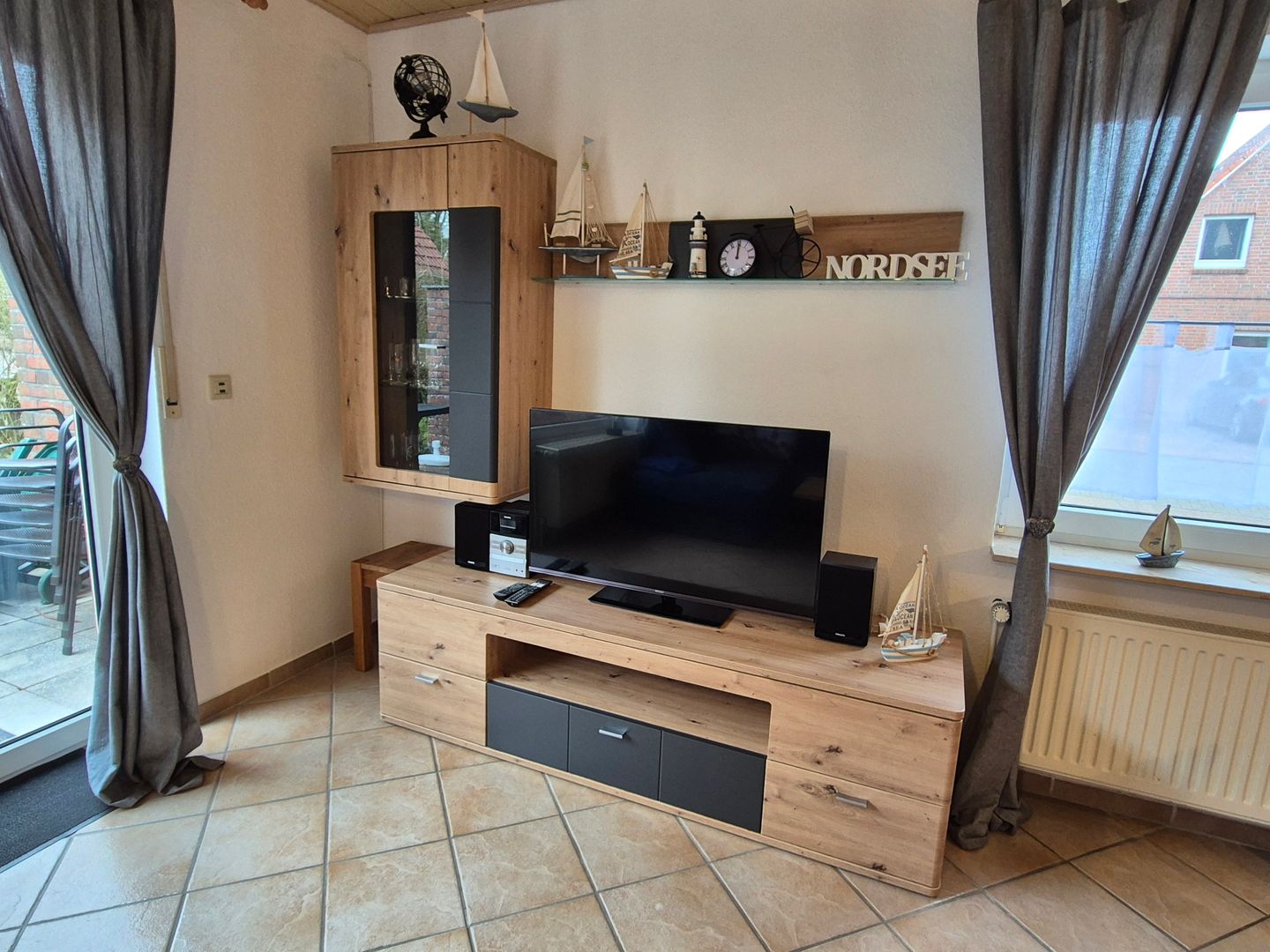  Ferienhaus Wattwurm Norddeich - 