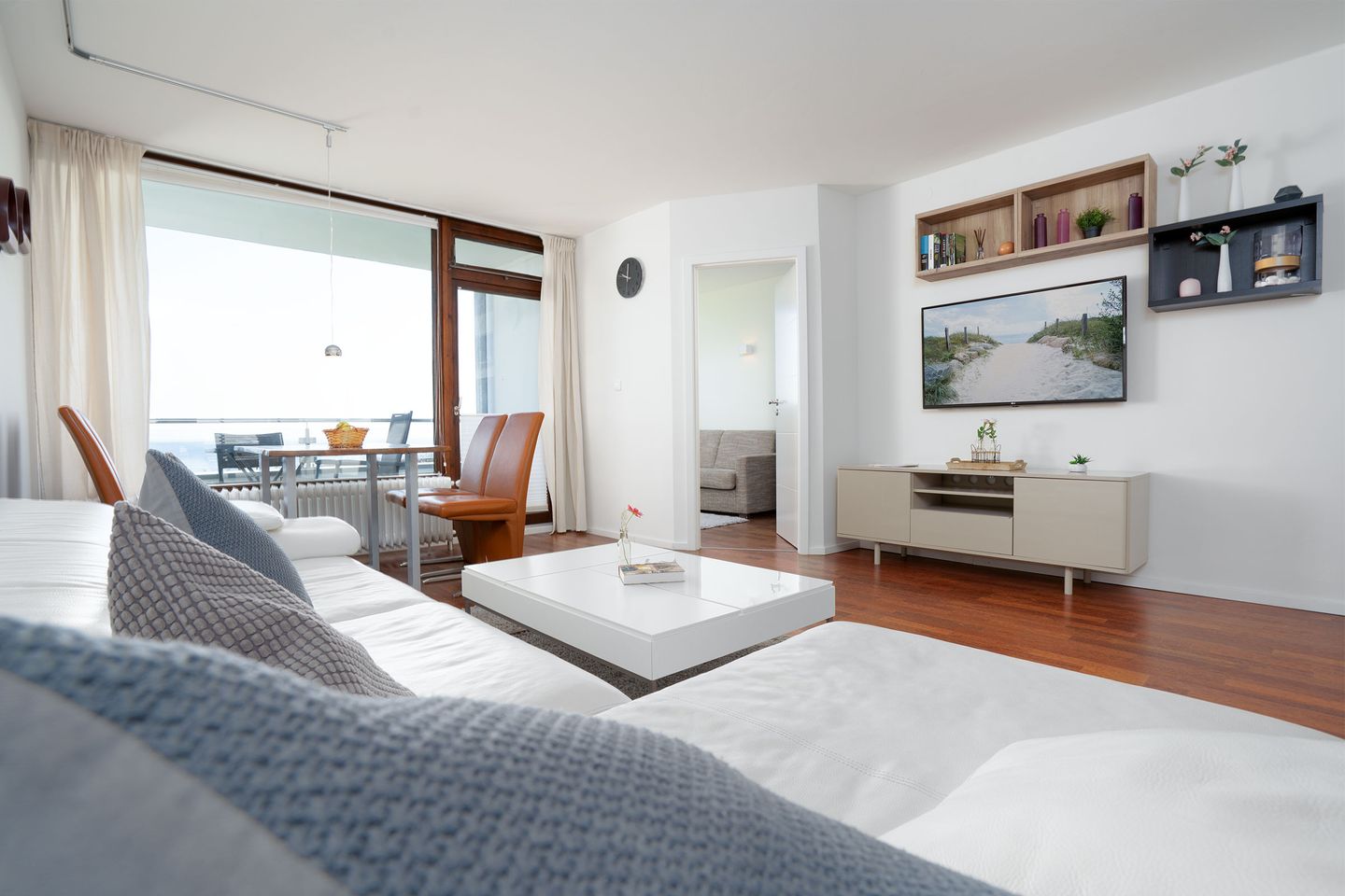  H3/14 - Hanseat - Seeblick und Außenschwimmbad Scharbeutz - Wohnzimmer