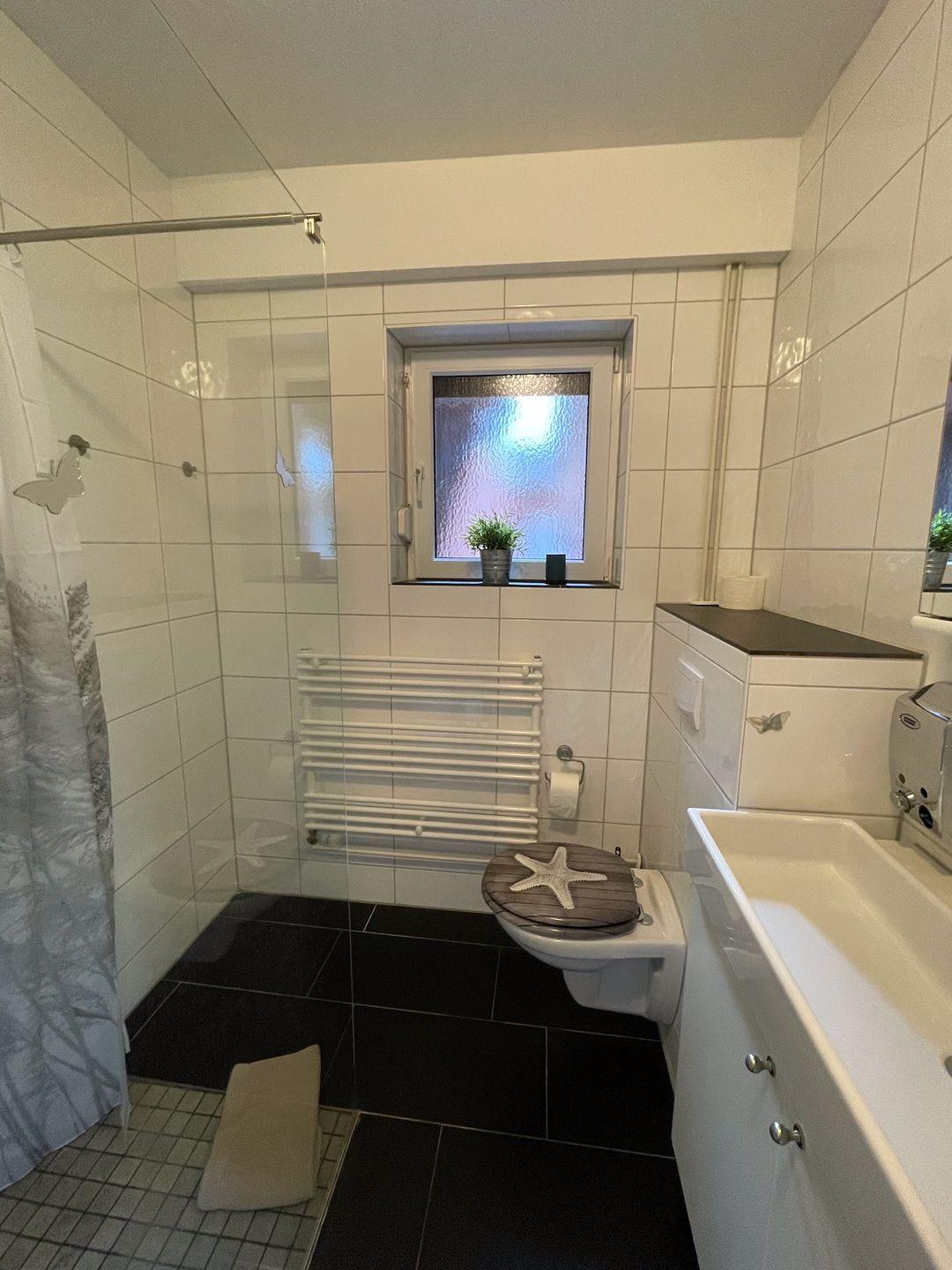  "AHOI - Seeblick - Solveig" Büsum Büsum - Badezimmer