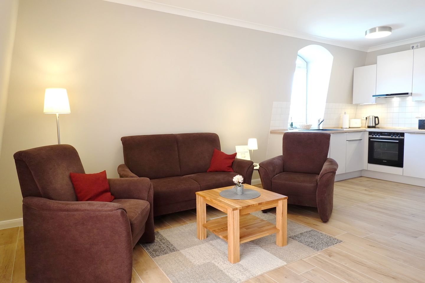 Apartment-Residenz Ostseestrand Apartment-Residenz Ostseestrand 33 Kühlungsborn - Wohn-Essbereich mit Couch