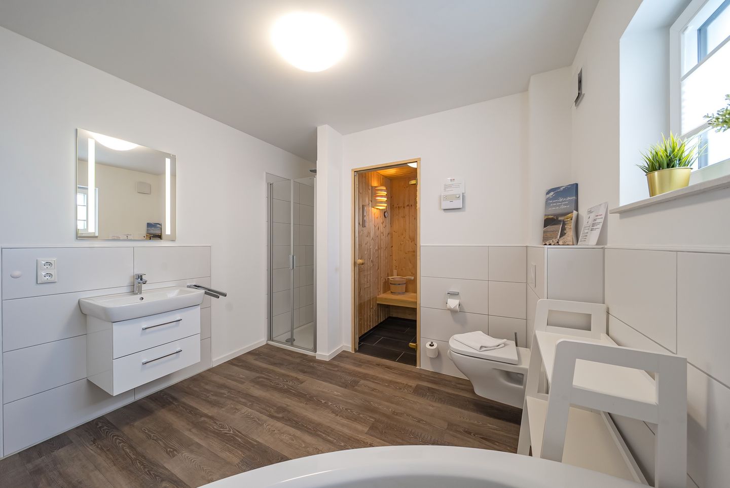 NordseeResort Friesland Nordseeresort Friesland 50-3-s Schillig - Badezimmer mit Saunabereich