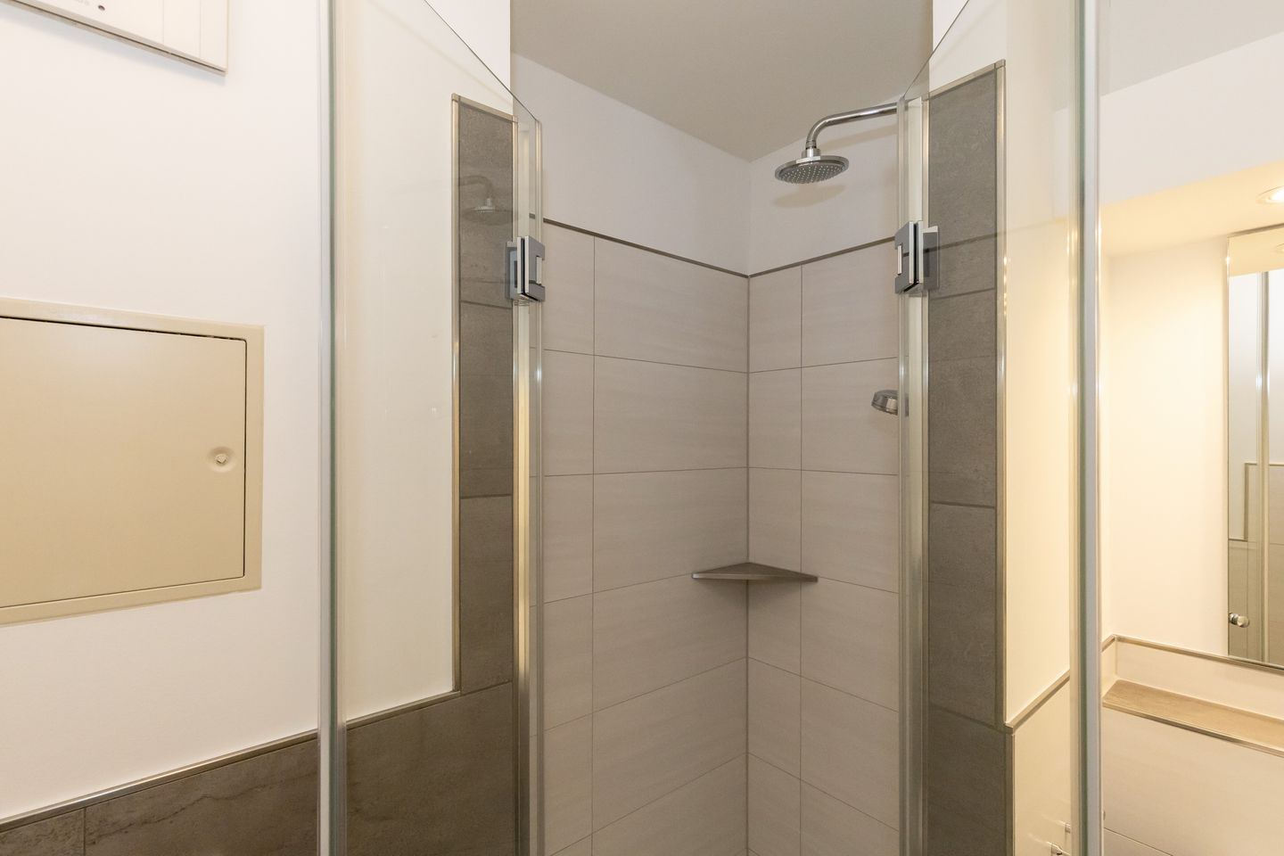 Strandstraße 32 Strandstraße 32-49 Kühlungsborn - Badezimmer mit Dusche