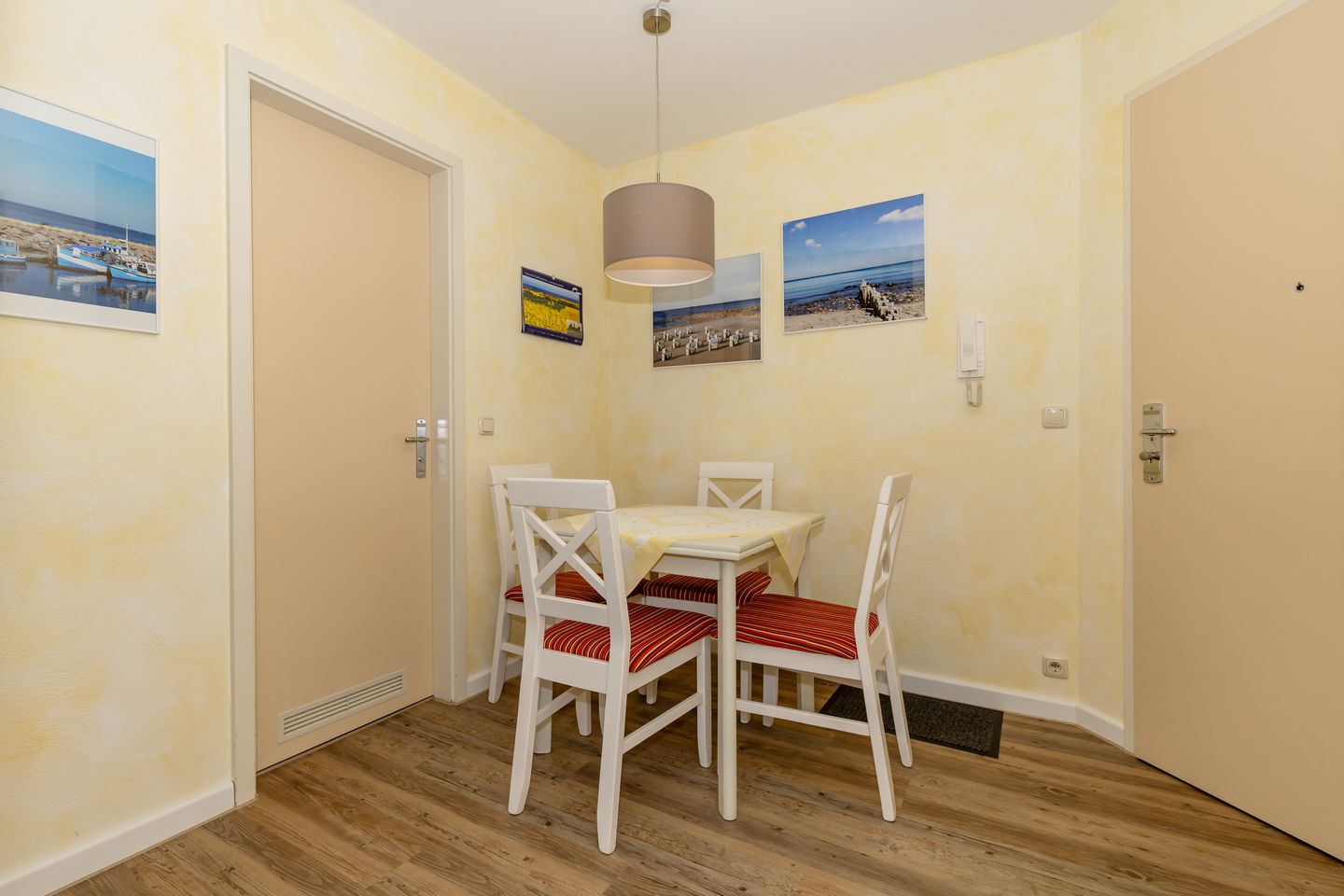 Strandstraße 32 Strandstraße 32-49 Kühlungsborn - Sitzgelegenheit