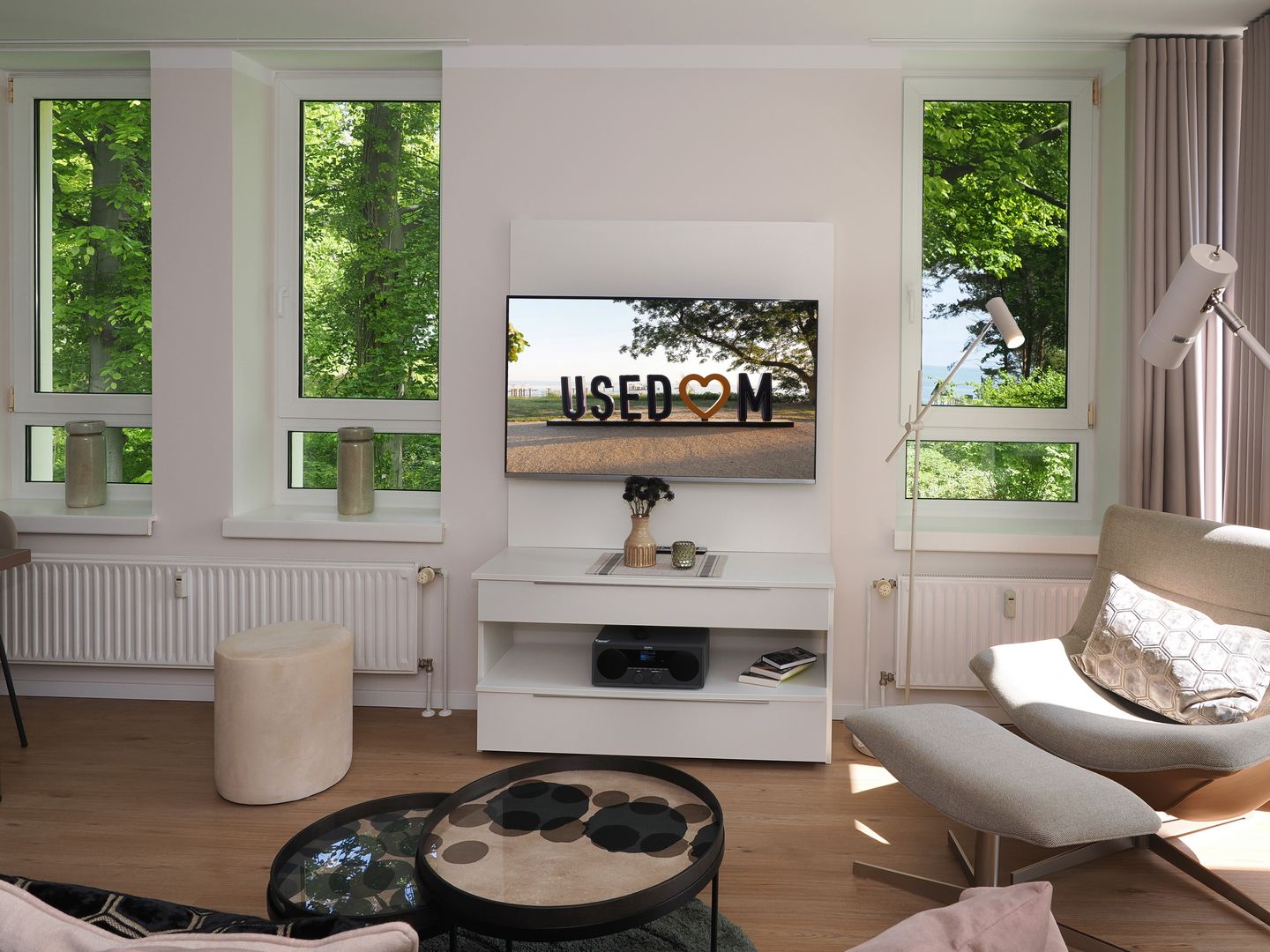 Strand-Park Strand-Park 124 Usedom - Wohn-Essbereich mit Flatscreen-TV