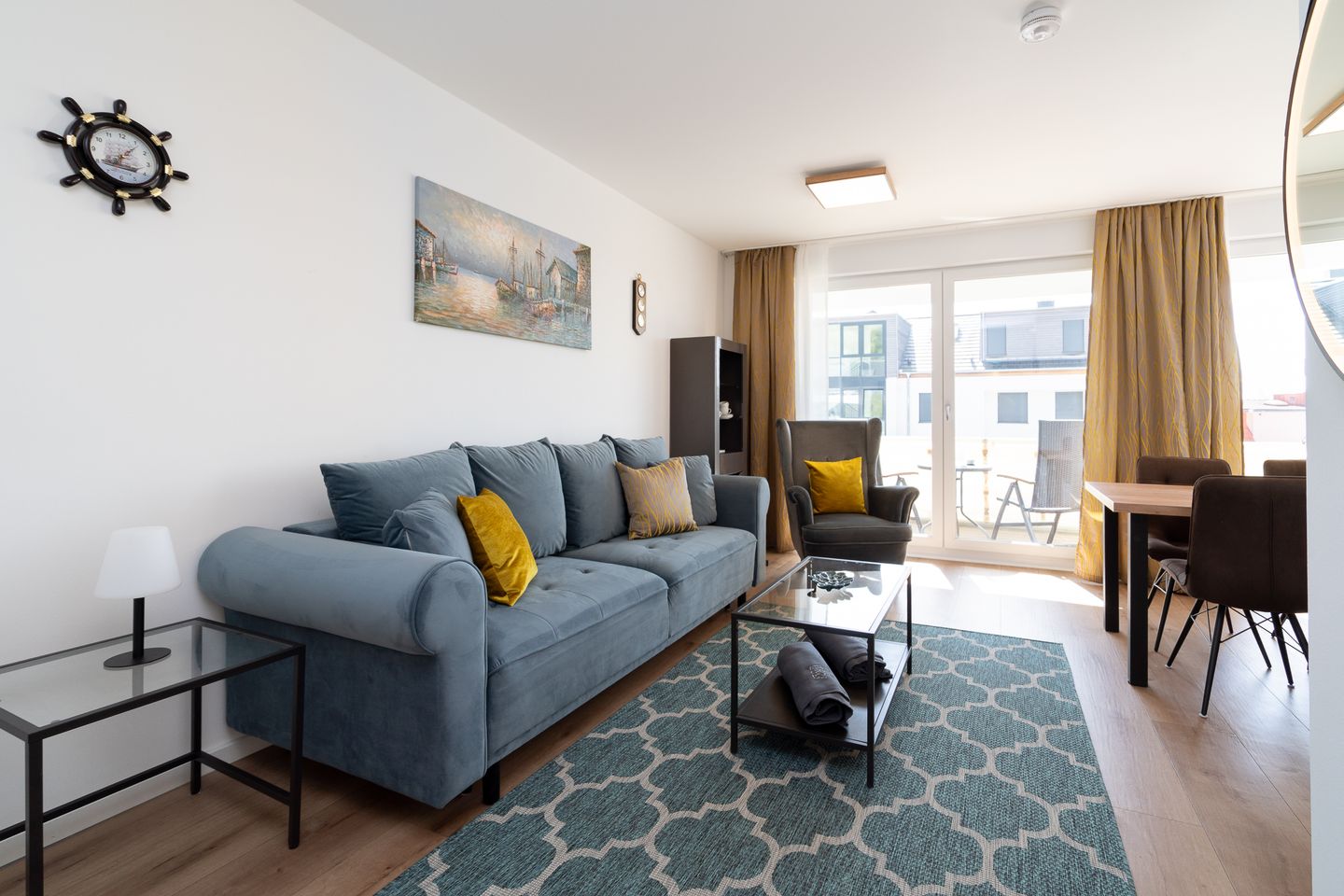  Bergfried Sierksdorf - Wohnzimmer