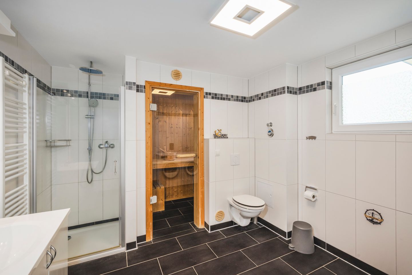 NordseeResort Friesland NordseeResort Friesland 51-0-N Schillig - Badezimmer mit Saunabereich